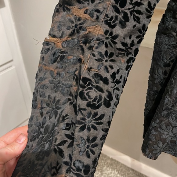 Antique Velvet Jacket - Picture 3 of 10